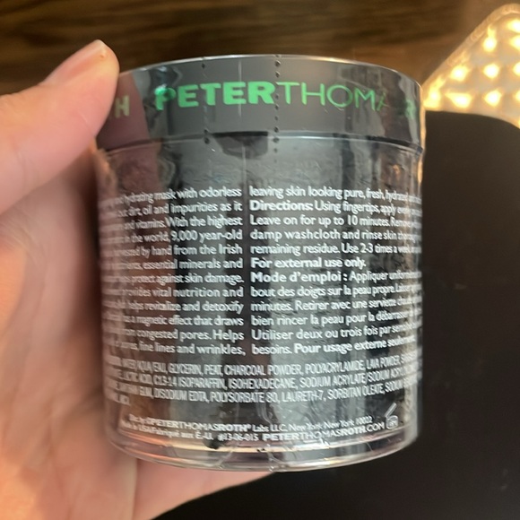 Peter Thomas Roth Irish moor mud with shamrock towel - Picture 4 of 6